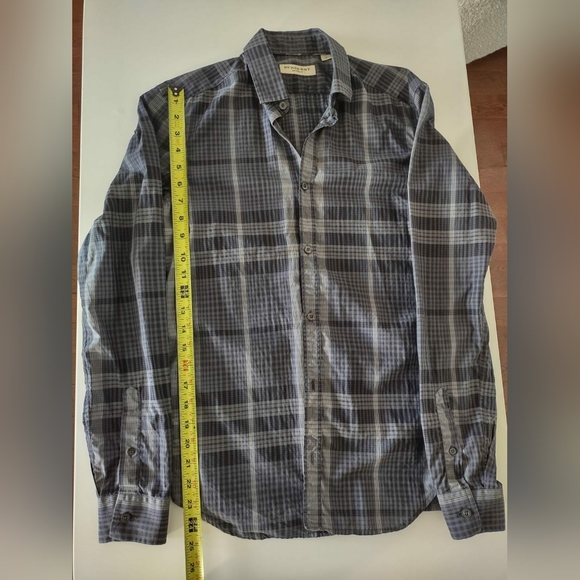 Authentic Burberry Shirt - Picture 7 of 7